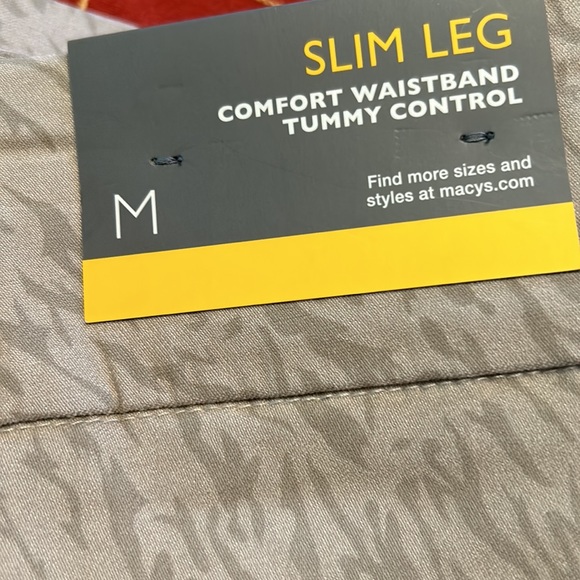 JM Collection Women’s Slim Leg Medium NWT Pants/Slacks Tonal Zebra ST - Picture 6 of 9